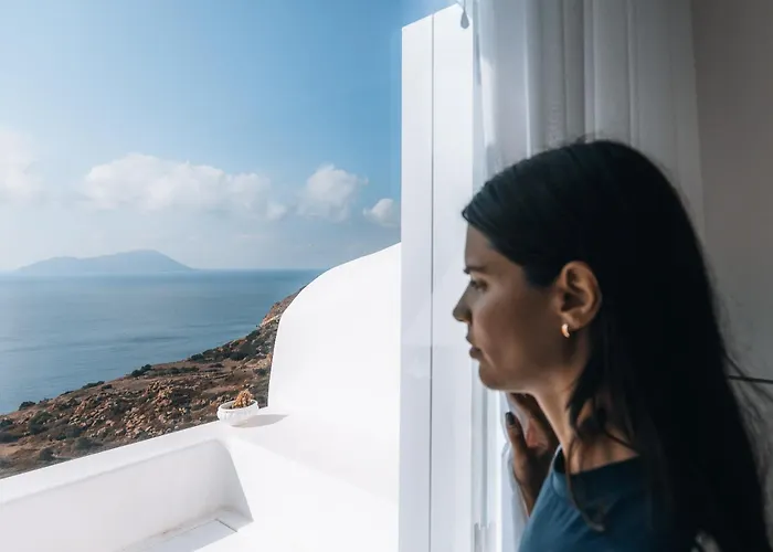 Villa Eight Infinity -- Cliffside -- *