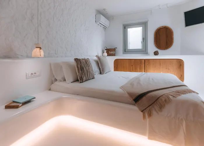 Villa Eight Infinity -- Cliffside --