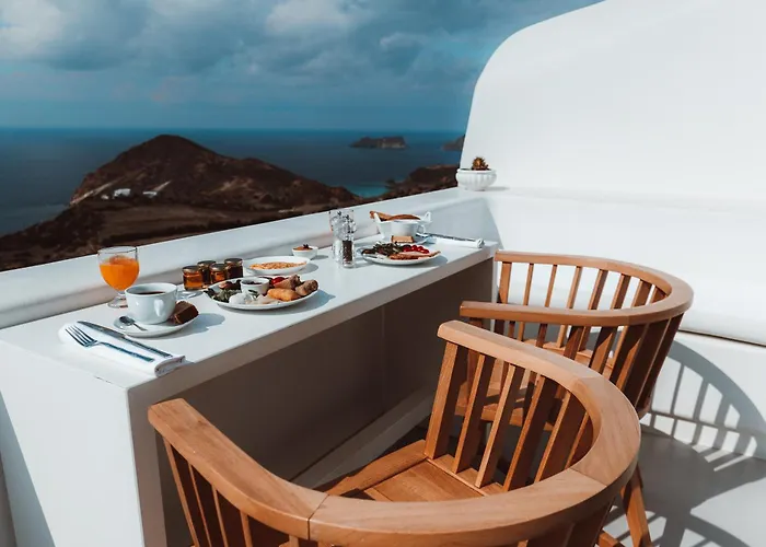 Villa Eight Infinity -- Cliffside -- Plaka (Milos)