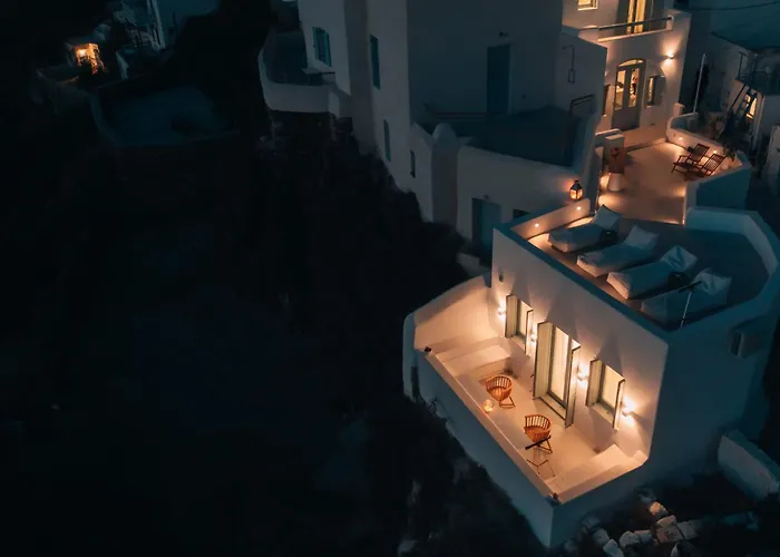 Eight Infinity -- Cliffside -- Villa *